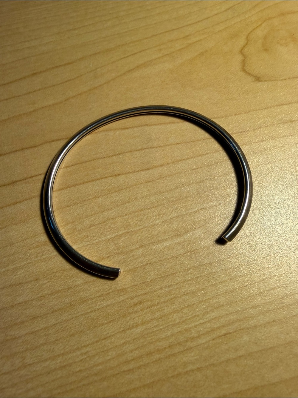 TROLLBEADS| Heart Shaped Bangle
